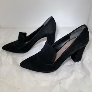 NWOT Donald J Pliner Heyde Black Suede Pumps Heels